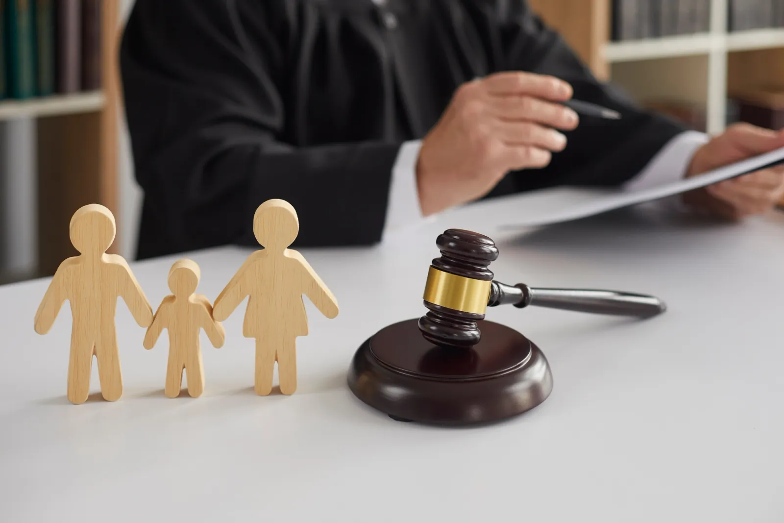 Decision-Making and Parenting Time Laws in Alberta: What Calgary Parents Need to Know